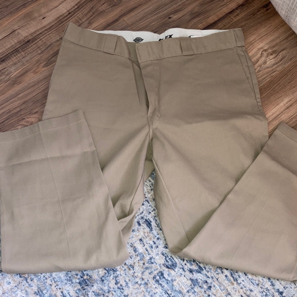 #6. 🆕 NWOT - Dickies - Men's Straight-Leg Work Chinos in Khaki